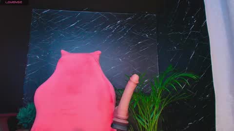 Snapshot of ashleyy18__ chatting on October 7, 1:03 am Ashleyy18 online show from October 7, 1:03 am