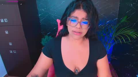 Snapshot of ashleyy18__ chatting on October 9, 1:58 am Ashleyy18 online show from October 9, 1:58 am