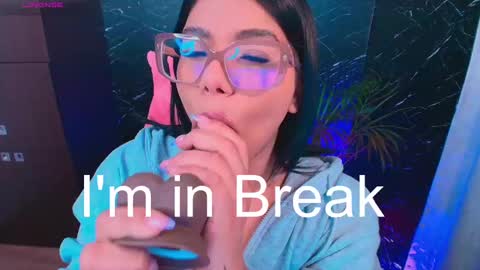 Snapshot of ashleyy18__ chatting on October 29, 10:22 pm Ashleyy18 online show from October 29, 10:22 pm