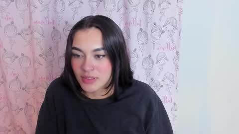 Snapshot of ashleyy_ls chatting on October 6, 1:36 am kylie online show from October 6, 1:36 am