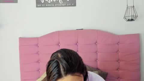 Snapshot of ashleyy_ls chatting on October 21, 1:39 am kylie online show from October 21, 1:39 am