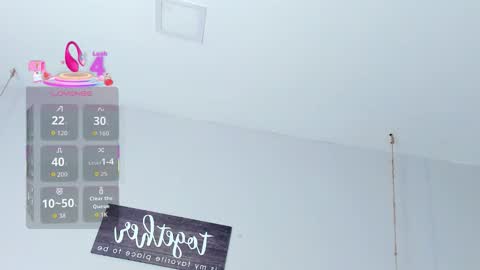 Snapshot of ashleyy_ls chatting on October 23, 1:27 am kylie online show from October 23, 1:27 am