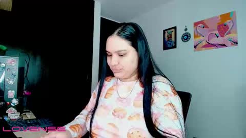 ashliecooperr online show from October 26, 5:57 am