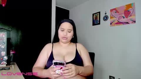 ashliecooperr online show from November 29, 3:42 am