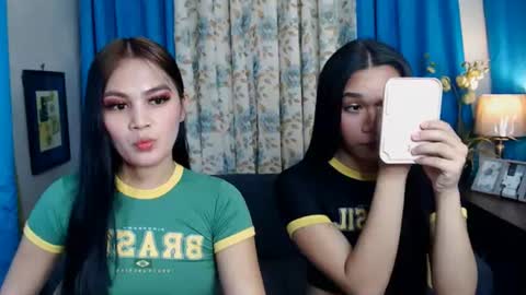Snapshot of ashliemanlapaz chatting on July 4, 1:12 am ashliemanlapaz online show from July 4, 1:12 am