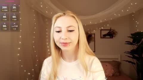 Snapshot of ashlinks chatting on March 5, 2:40 am Victoria online show from March 5, 2:40 am