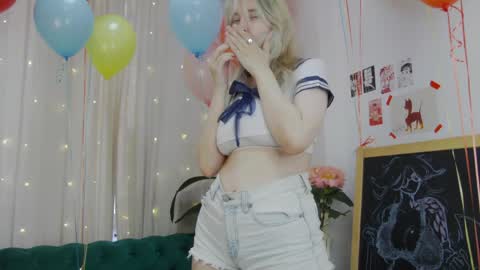 ashly_cherry online show from April 16, 11:11 am