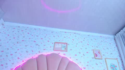 Ashly online show from January 7, 3:12 pm