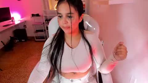 Ashly online show from July 24, 12:58 pm