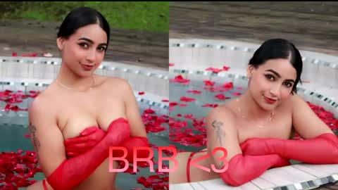 Snapshot of ashlyrouxx chatting on May 15, 11:23 pm Ashly Rouxx online show from May 15, 11:23 pm