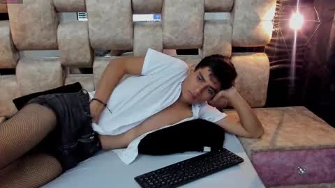 Ashly online show from January 18, 3:49 pm