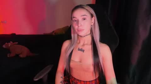 Mila online show from March 8, 2:37 am