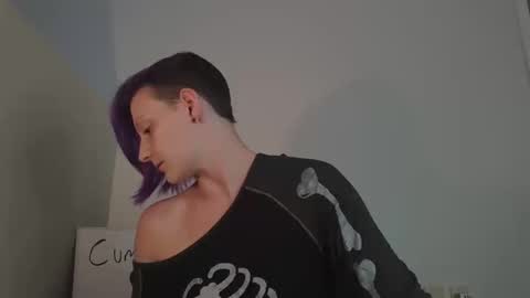 Snapshot of ashquartz chatting on October 14, 8:31 pm Ash online show from October 14, 8:31 pm