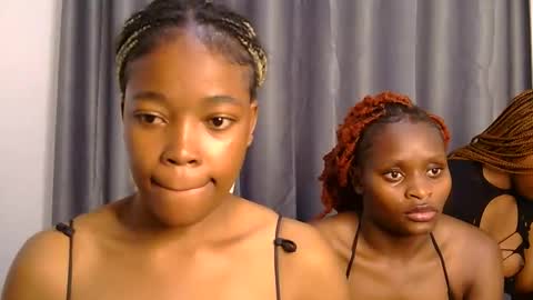 Snapshot of ashrine_ chatting on June 7, 4:33 pm ashrine online show from June 7, 4:33 pm