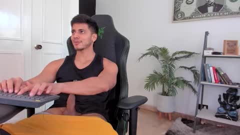 my name real is camilo online show from November 20, 2:39 pm