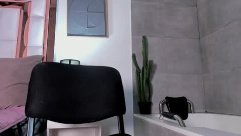 PAO   online show from January 17, 6:36 am