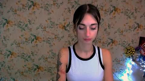 asia_n_ online show from December 20, 11:00 am