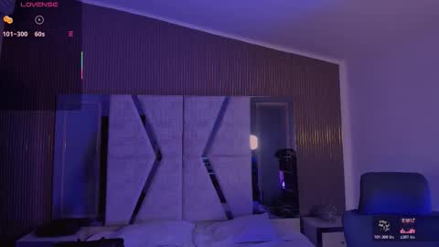 Asia and Zoe online show from October 24, 12:01 pm