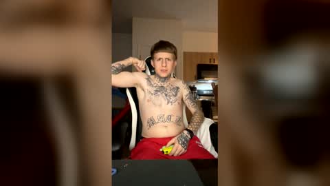 frankie online show from April 2, 9:40 am