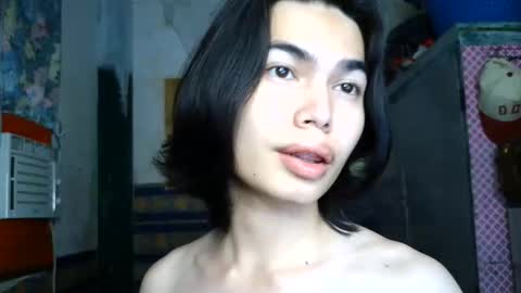 asian_babyboi online show from June 9, 7:47 pm