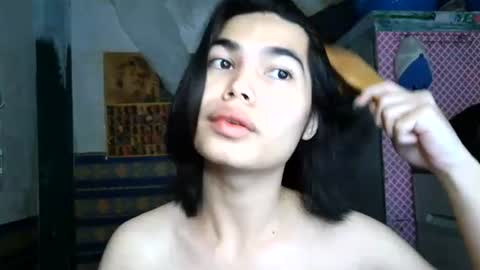 Snapshot of asian_babyboi chatting on June 29, 6:41 pm asian_babyboi online show from June 29, 6:41 pm
