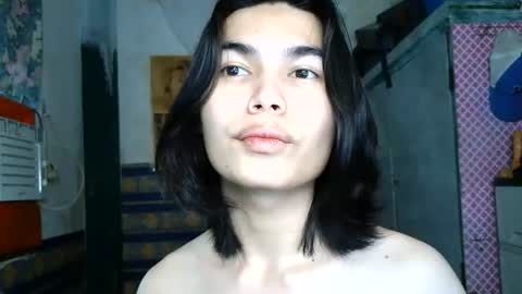 Snapshot of asian_babyboi chatting on July 7, 6:47 am asian_babyboi online show from July 7, 6:47 am