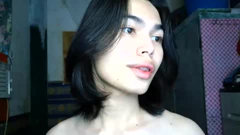 Snapshot of asian_babyboi chatting on July 18, 3:38 pm asian_babyboi online show from July 18, 3:38 pm