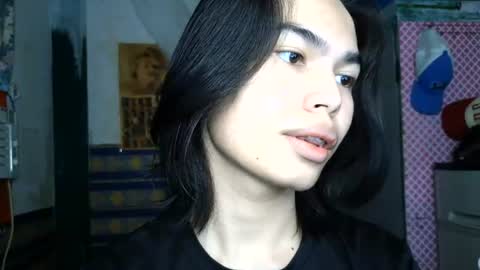 Snapshot of asian_babyboi chatting on July 21, 11:56 am asian_babyboi online show from July 21, 11:56 am