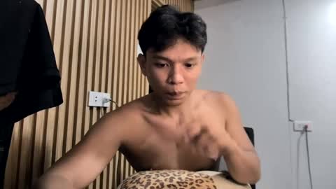 asian_calid22xx online show from August 4, 3:25 pm