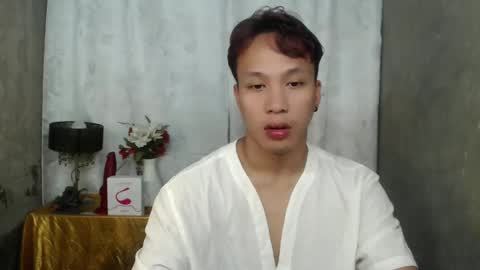 Snapshot of asian_cum_josh chatting on October 3, 6:21 am asian_cum_josh online show from October 3, 6:21 am