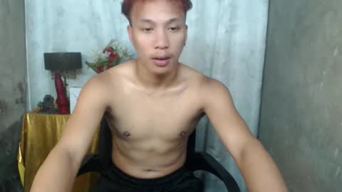 Snapshot of asian_cum_josh chatting on October 21, 4:13 am asian_cum_josh online show from October 21, 4:13 am
