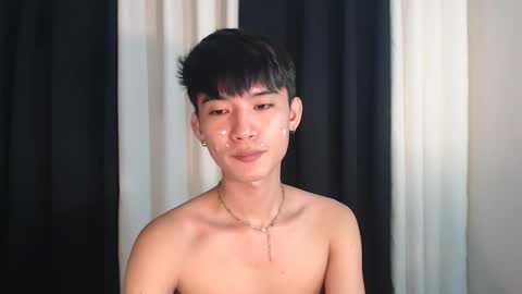 Snapshot of asian_cutiebaexx chatting on October 2, 10:06 pm Pat online show from October 2, 10:06 pm
