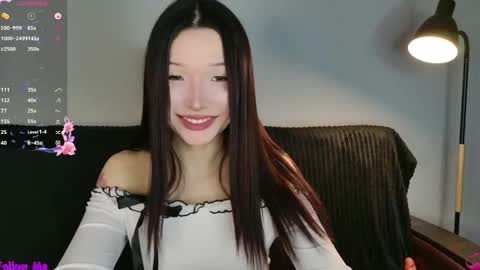 Dju online show from April 20, 3:37 pm