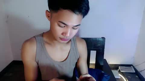 asian_lover05 online show from March 14, 1:05 pm