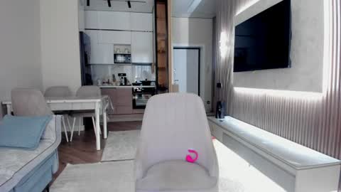 asian_loverpop online show from July 23, 5:38 am