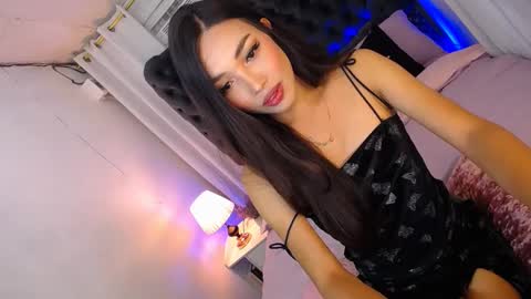 Snapshot of asian_luci chatting on February 8, 5:08 am LUCI BABE online show from February 8, 5:08 am