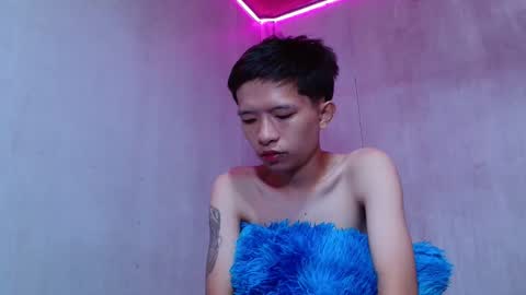 Snapshot of asian_macky chatting on April 30, 6:20 am asian_macky online show from April 30, 6:20 am