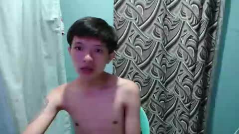 Snapshot of asian_macky chatting on June 2, 12:40 pm asian_macky online show from June 2, 12:40 pm