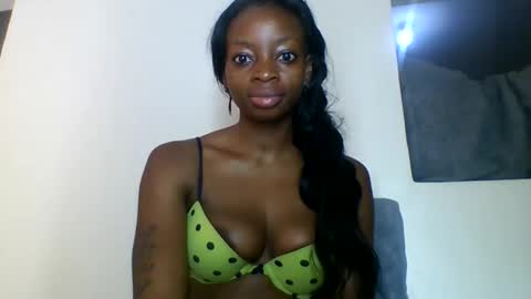 Asia online show from October 19, 3:29 am