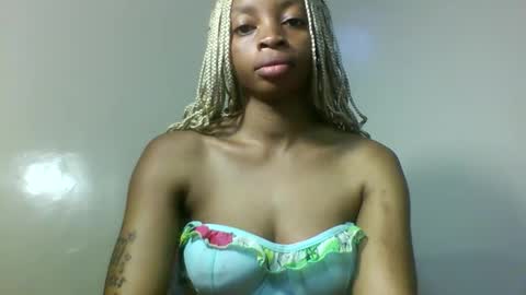 Asia online show from December 18, 4:40 am