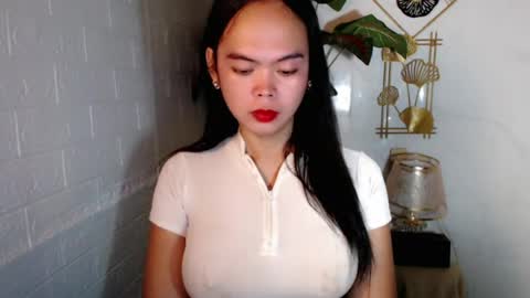 Snapshot of asian_pretty143 chatting on June 29, 6:41 am asian_pretty143 online show from June 29, 6:41 am