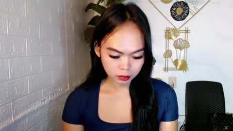 Snapshot of asian_pretty143 chatting on July 20, 4:27 am asian_pretty143 online show from July 20, 4:27 am