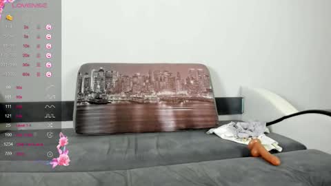 asian_pussy1 online show from October 7, 4:15 pm