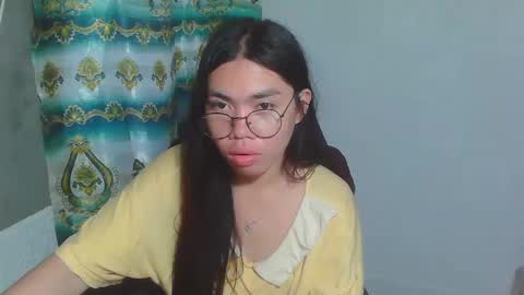 Rhean online show from March 2, 10:38 pm