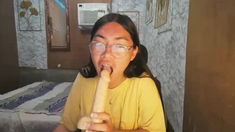 Rhean online show from October 25, 12:18 am