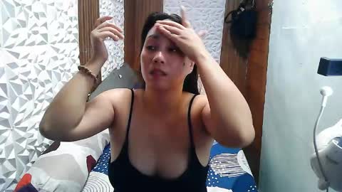 Snapshot of asian_sexydimples chatting on May 29, 11:08 am Trixie online show from May 29, 11:08 am