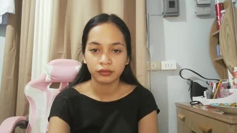 asian_trish online show from October 15, 11:21 am