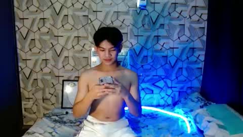 wayne online show from December 6, 3:30 am