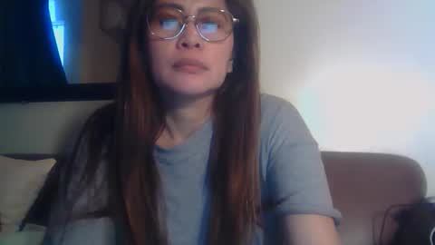 asiana1979 online show from October 15, 6:30 pm