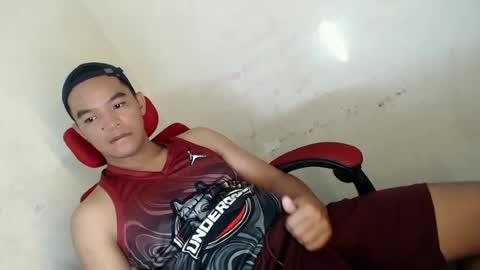 Snapshot of asianash18 chatting on June 13, 10:18 pm ASH online show from June 13, 10:18 pm